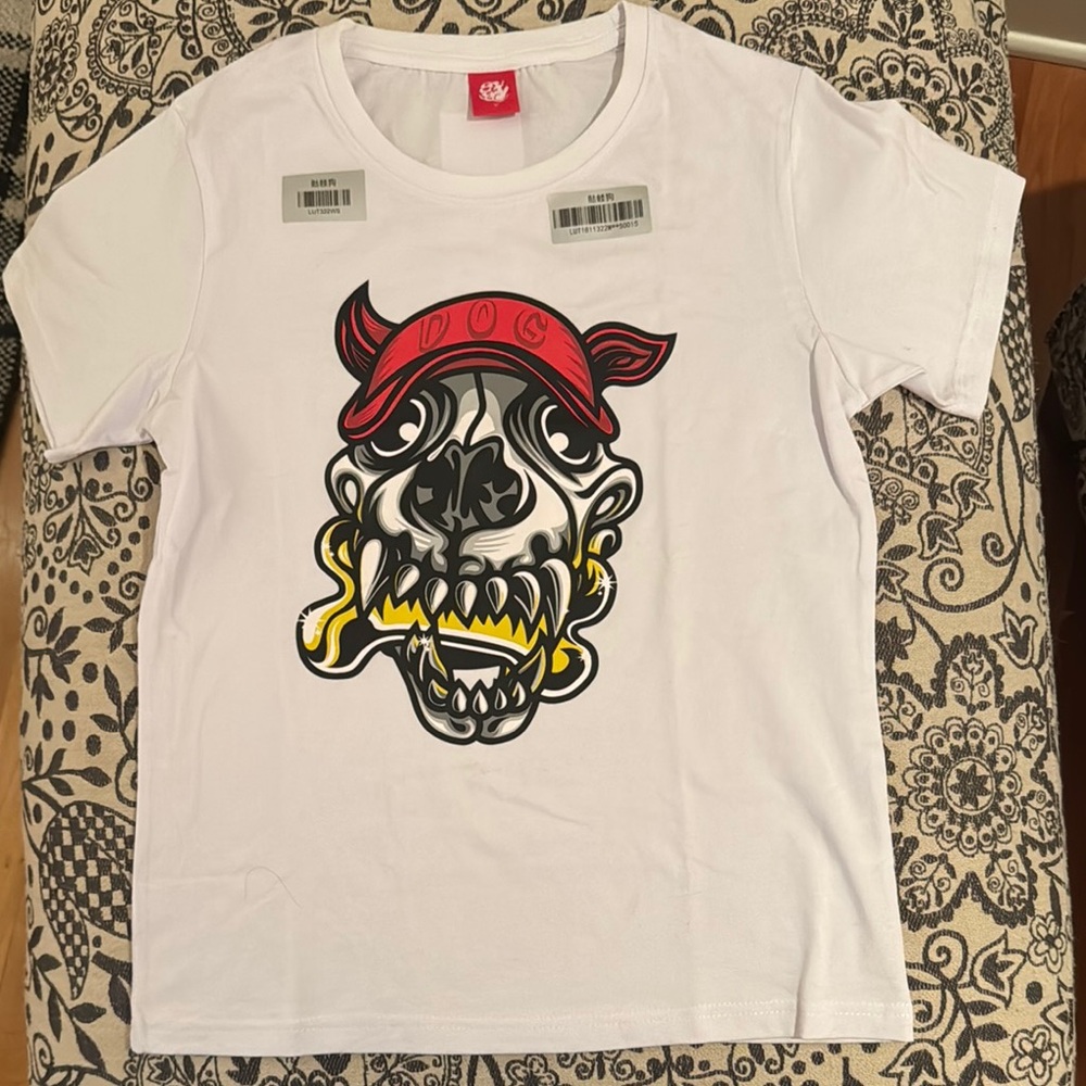 White Graphic T-Shirt - Screen Printed at market in Shanghai - Adult Small